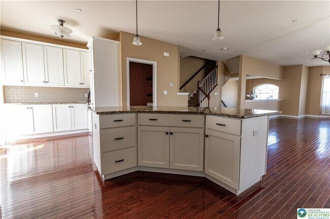 Building Photo - 2406 Gentle Hollow Rd