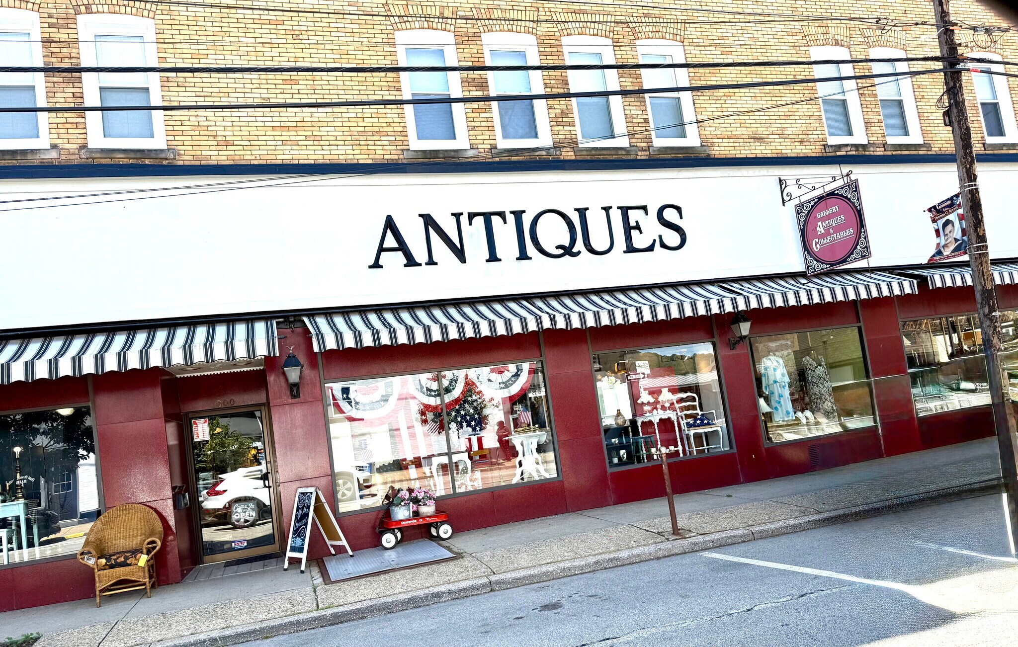 Revitalized Downtown Coraopolis - 1054 Vance Ave