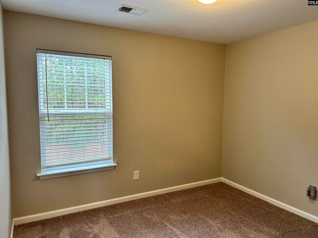 Building Photo - 454 Westmoreland Rd