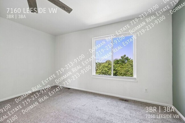 Building Photo - 7160 Leeside View