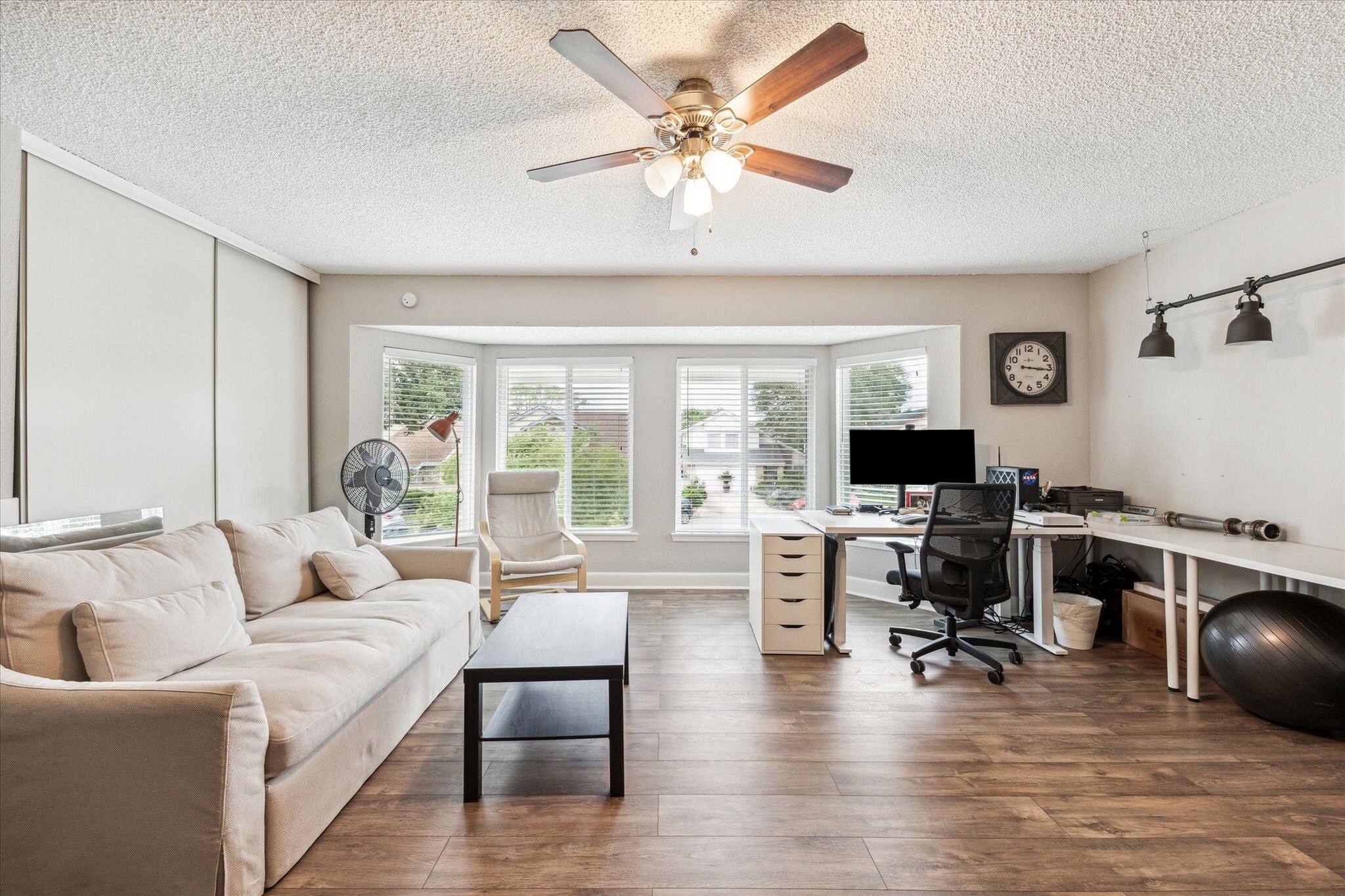 Upstairs bedroom #1 with bay windows - 13511 Windchase Ct