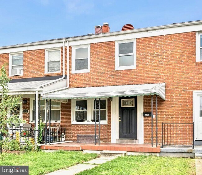 Building Photo - 7838 St Boniface Ln