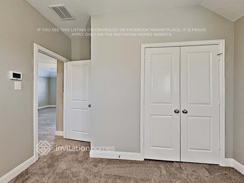 Building Photo - 1638 Luckenbach Dr