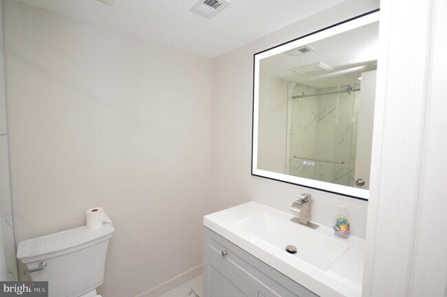 Building Photo - 12705 Dara Dr