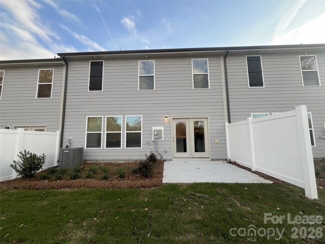 Building Photo - 17022 Patron Dr