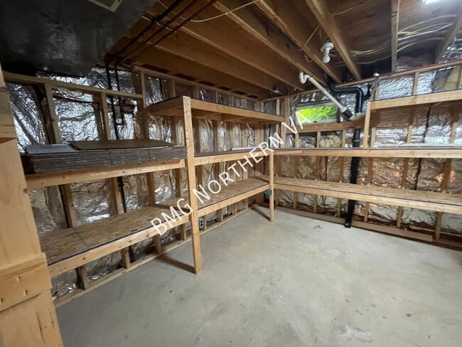 Building Photo - 1846 Clovermeadow Dr