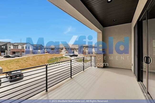 Building Photo - Brand New - Modern Living / 4BD 2.5 BTH 2GAR / Home in Lehi