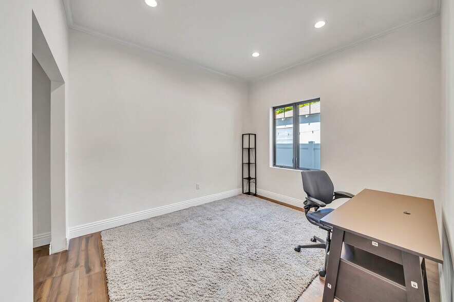 Building Photo - 6032 Goodland Ave