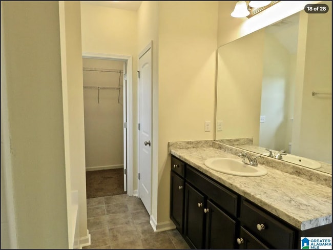 Building Photo - 5623 Goodwin Ct