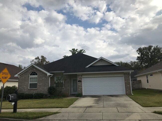 Primary Photo - 6189 Observation Cir