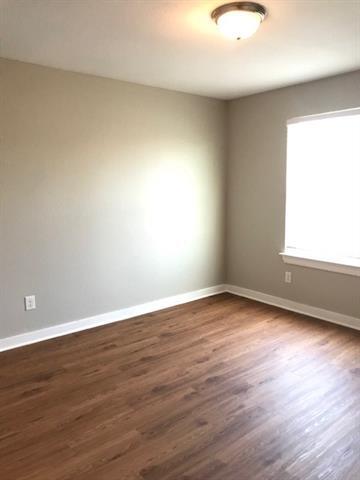 Building Photo - 3542 Apple Valley Way