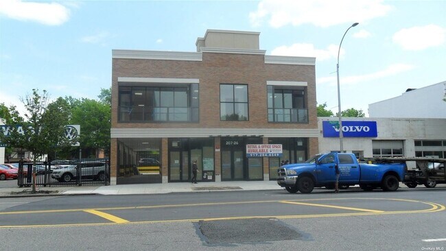 Building Photo - 206-34 45th Rd