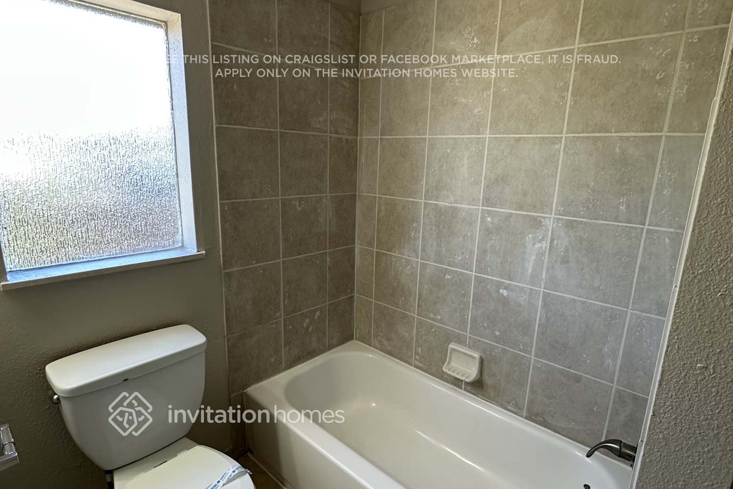 Building Photo - 1497 S Andes Way