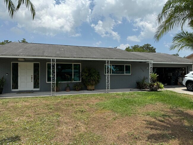 Building Photo - 3230 Pebble Beach Dr