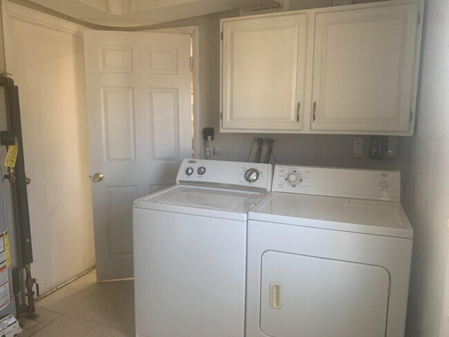 Building Photo - 13217 Poplar Tree Rd