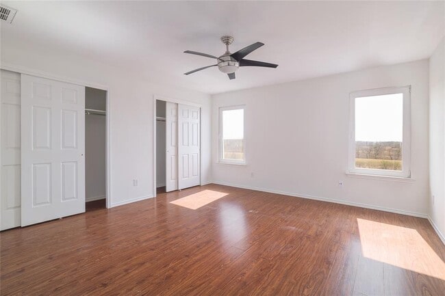 Building Photo - 13237 Coomes Dr