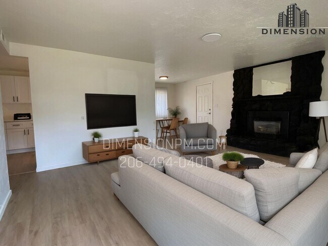 Building Photo - Modern 3-Bed, 1-Bath Home in Federal Way