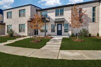 Building Photo - 4405 Cave Spgs St