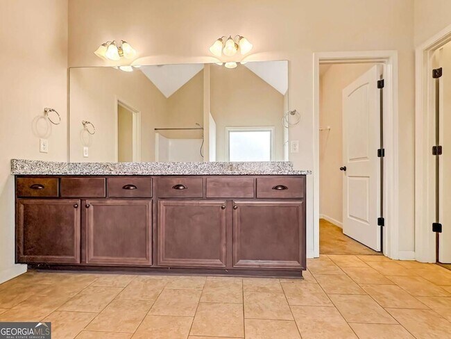 Building Photo - 263 Forrest Dr