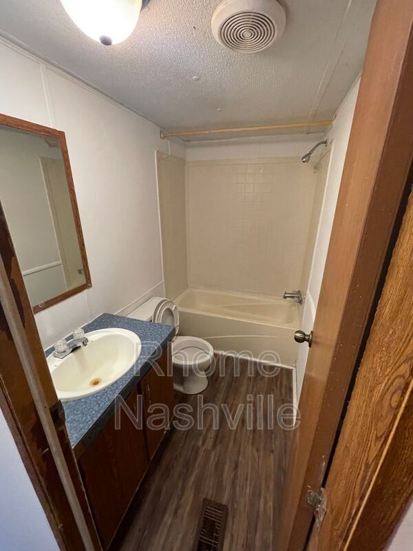 Building Photo - 1970 Fayetteville Hwy