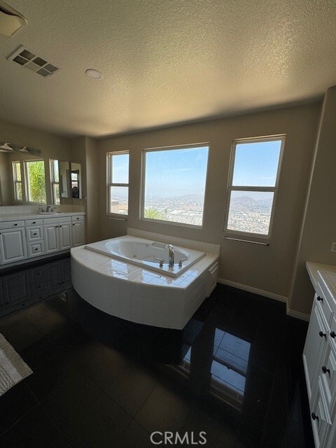 Building Photo - 16034 Skyridge Dr