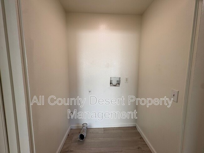 Building Photo - 33687 Whispering Palms Trail