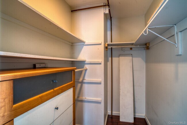 Building Photo - 9 Lexington Hills Rd