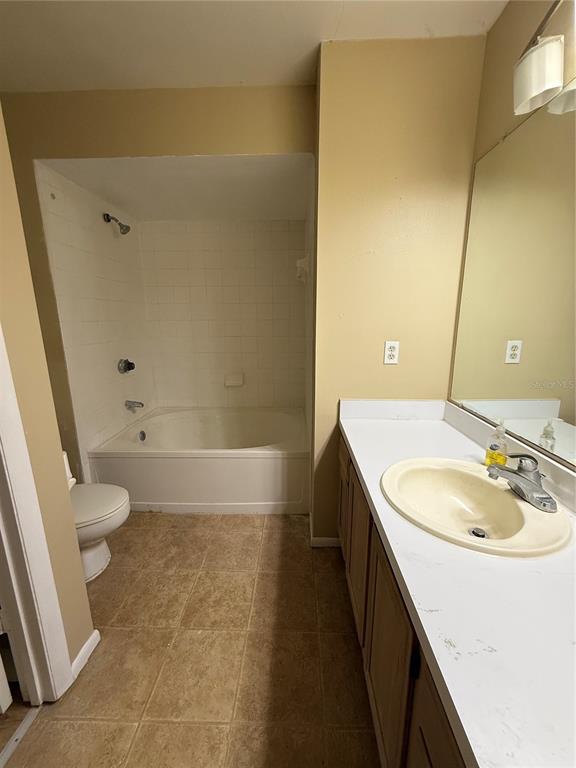Building Photo - 490 N Pin Oak Pl
