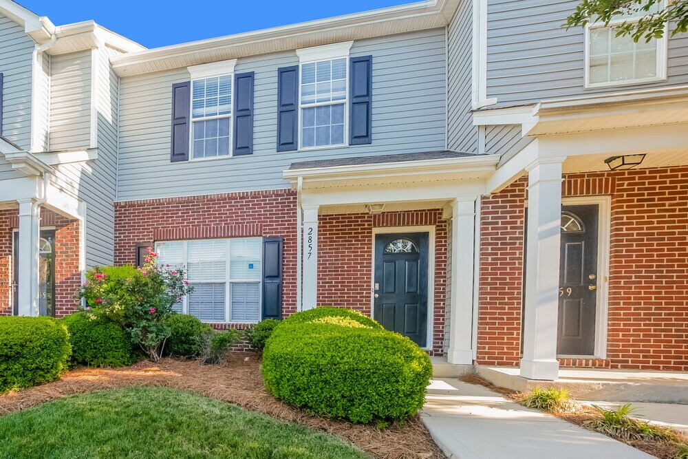 Building Photo - 2857 Summergrove Ct