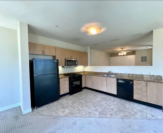 Building Photo - 1465 C St