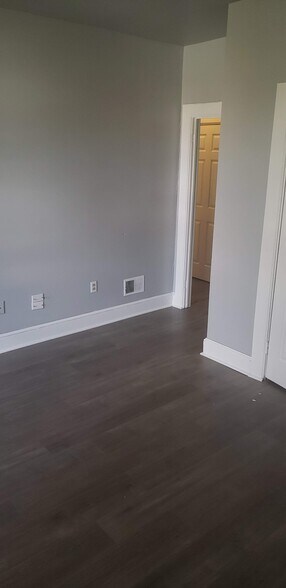 Building Photo - 5515 Black St