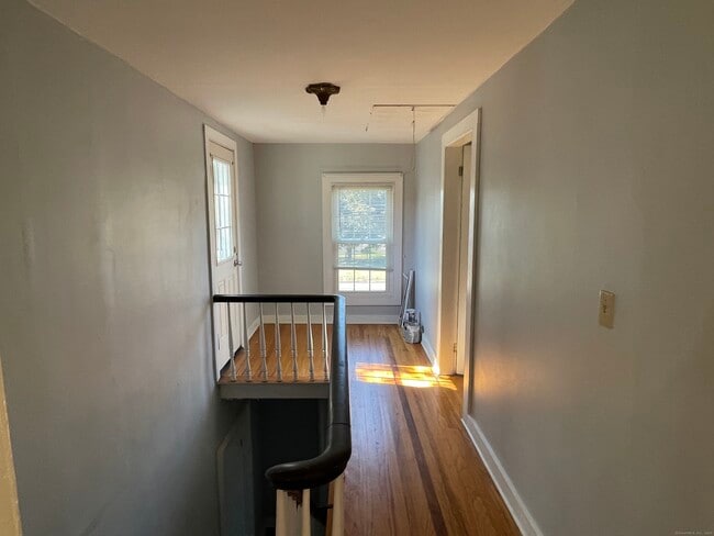 Building Photo - 333 Quinnipiac Ave