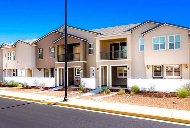 Building Photo - Rev3 Encanto West