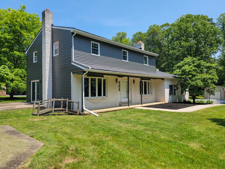 Building Photo - 380 Netzley Dr