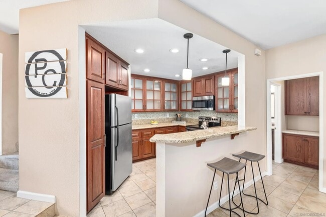 Building Photo - 7336 Mission Dam Terrace