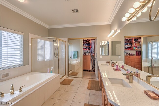 Building Photo - 11135 River Hills Ln
