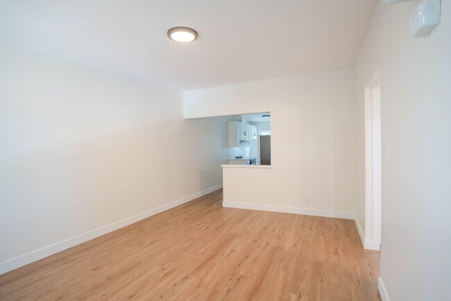 Building Photo - 825 W 167th St
