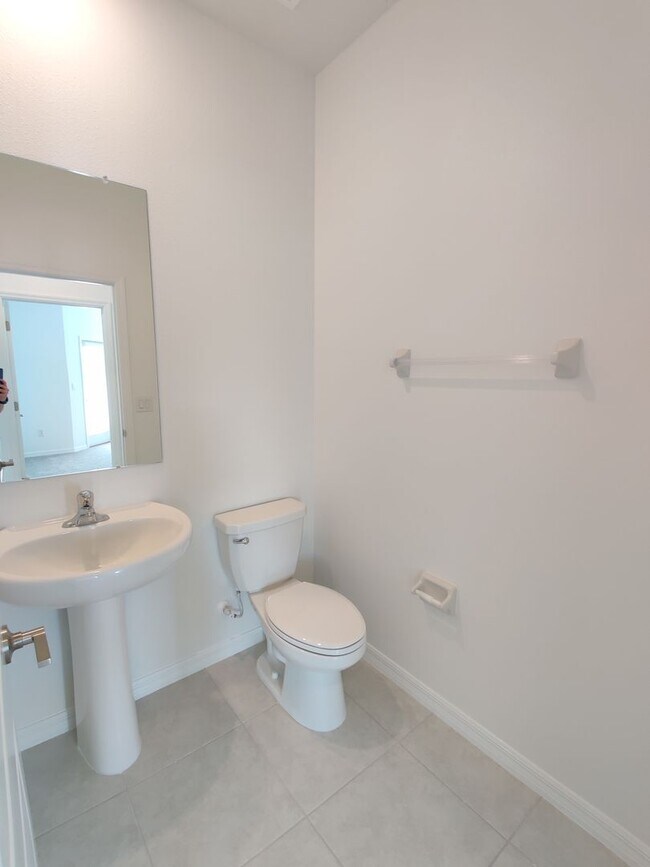 Building Photo - 32094 Powderpuff Mimosa Dr
