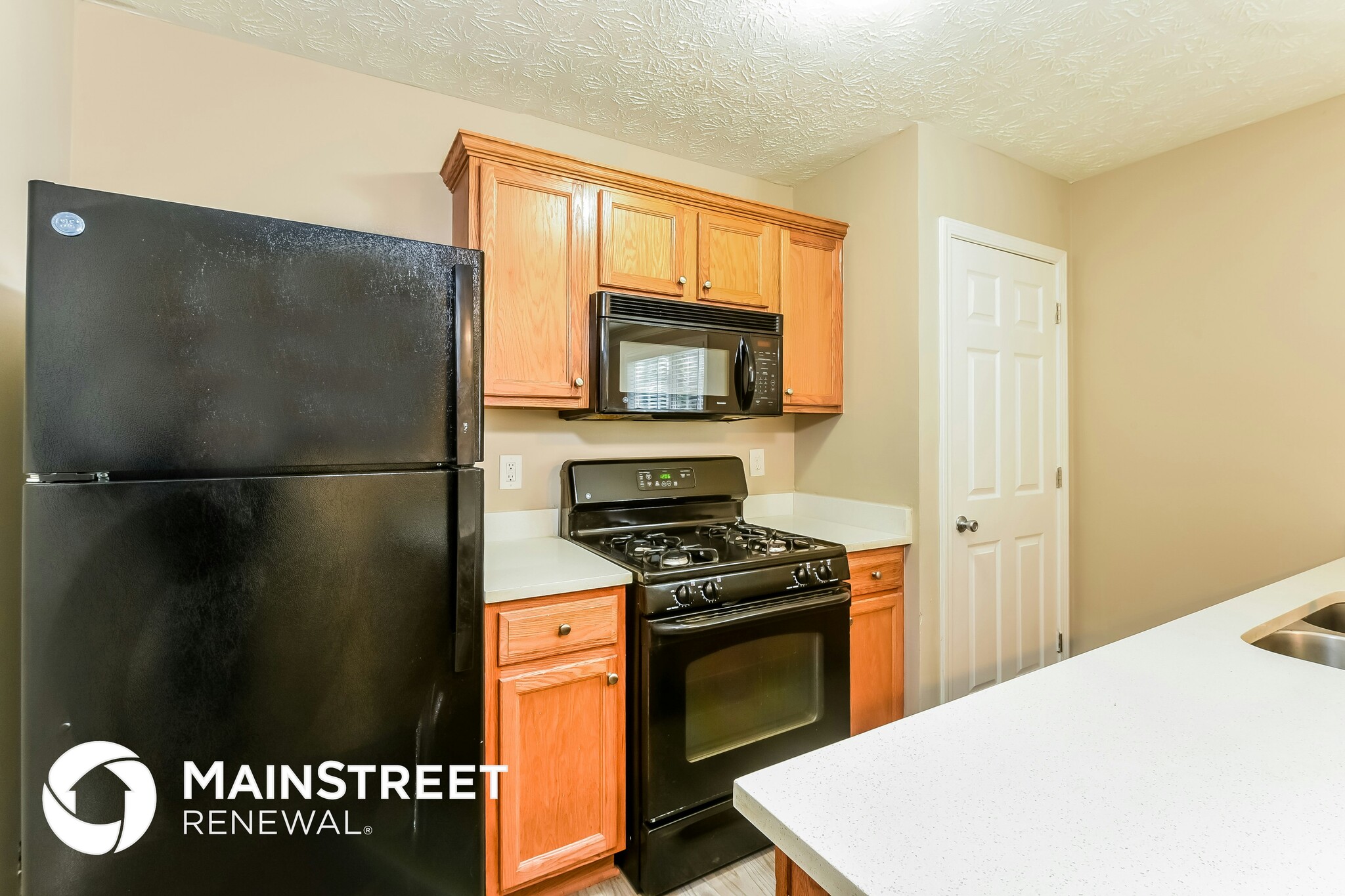 Building Photo - 4023 Riverside Pkwy