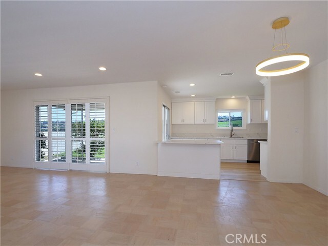 Building Photo - 27665 Longhill Dr
