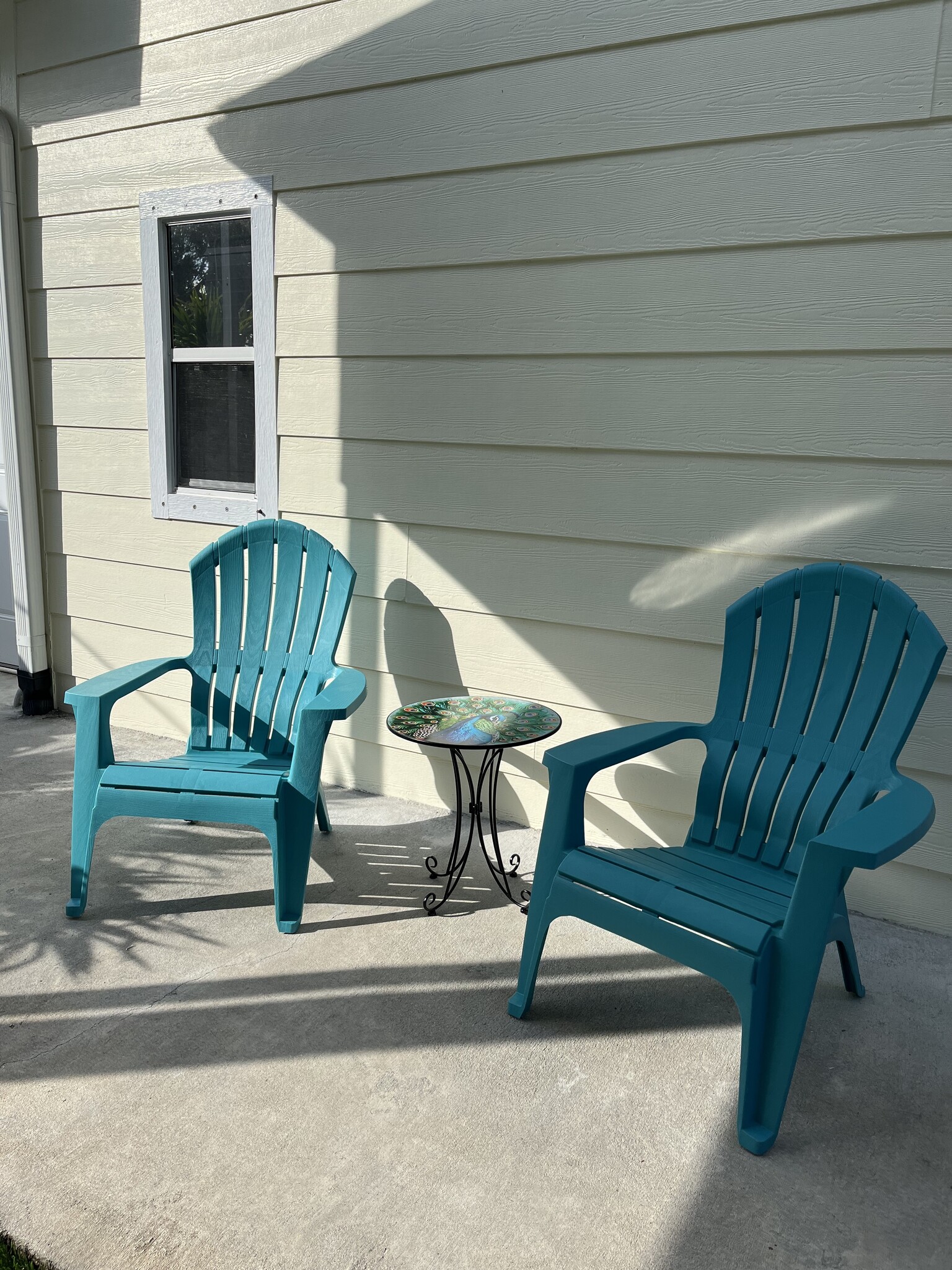 Building Photo - 2020 Lee Dr