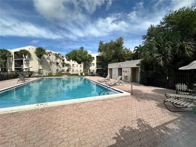 Building Photo - 8045 SW 107th Ave