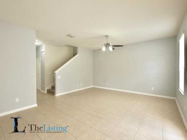 Building Photo - 12958 Vennetta Way