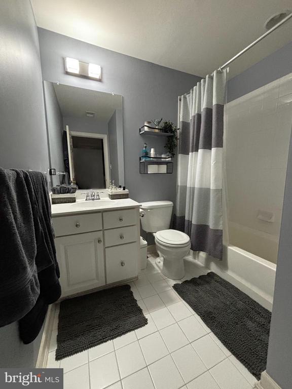 Building Photo - 3120 King Ln