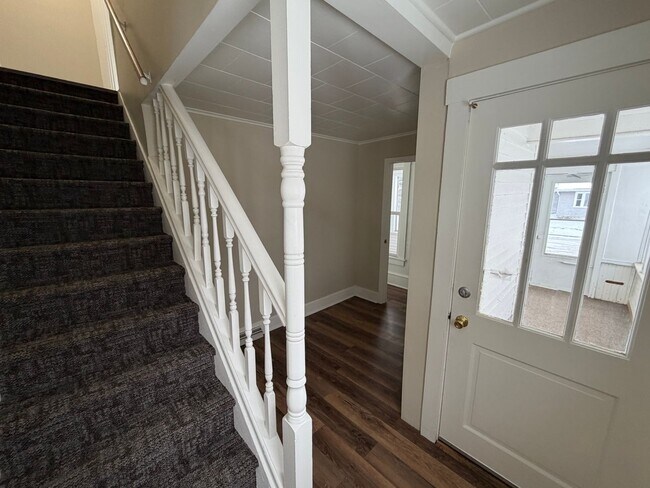 Building Photo - Vine, 732-734