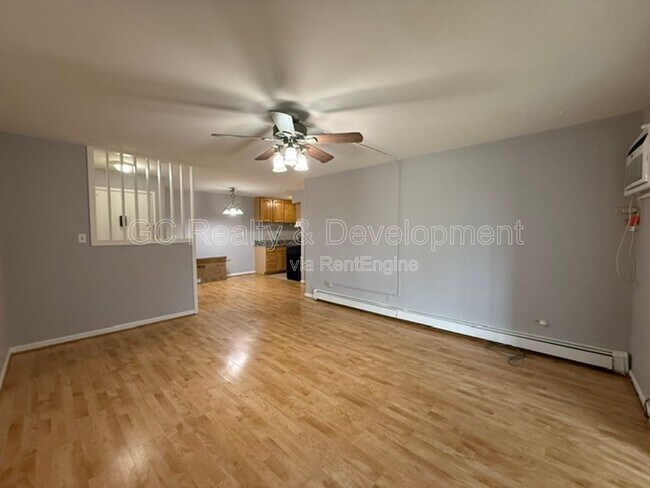 Building Photo - 1180 Meadow Ln