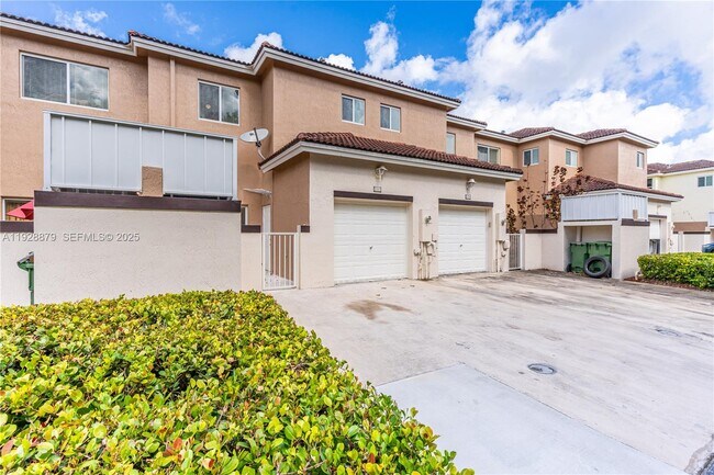 Building Photo - 2312 SE 21st St