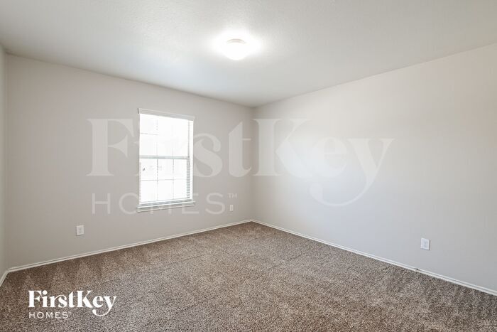 Building Photo - 20327 Louetta Reach Dr