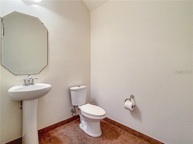 Building Photo - 10120 Eagle Creek Center Blvd