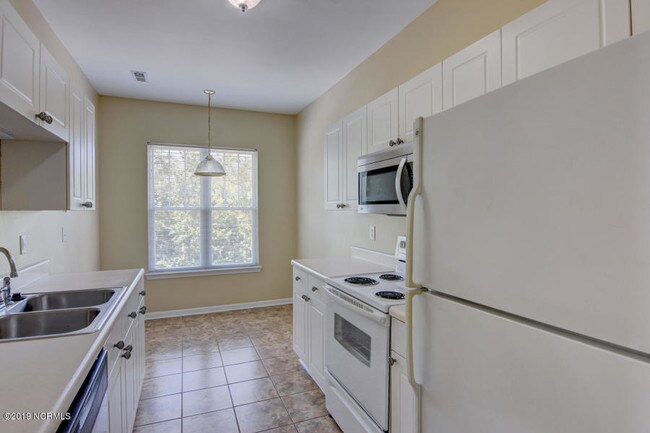 Building Photo - 4523 Sagedale Dr
